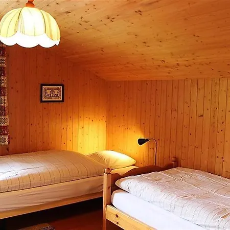 Schonried Sleeps 7 Wifi Apartment